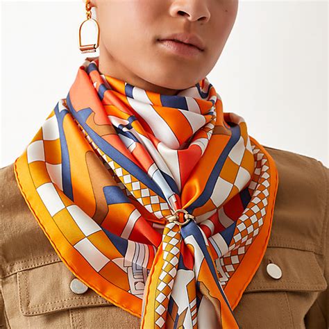 how to tie hermes scarf|wearing a hermes scarf.